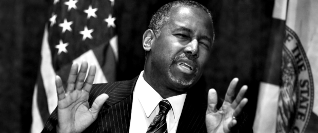 Republican presidential candidate Ben Carson speaks to the media before addressing the Black Republican Caucus of South Florida at PGA National Resort on 6 November 2015 in Palm Beach, Florida. (Photo: Joe Raedle/Getty Images)